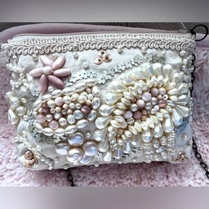 Mary Frances crossbody White beaded bag EUC
